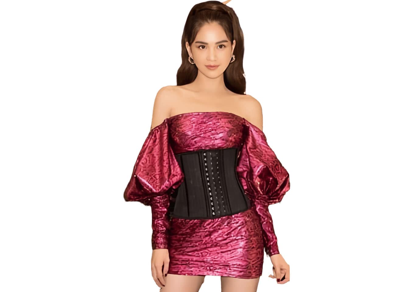 Người Mẫu Nội Y Ngọc Trinh  sử dụng Latex corset chuẩn